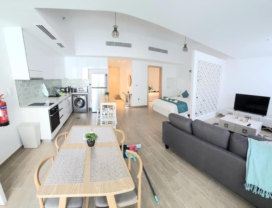 Luxury Apartment In Yas Island Abu Dabi Exterior foto
