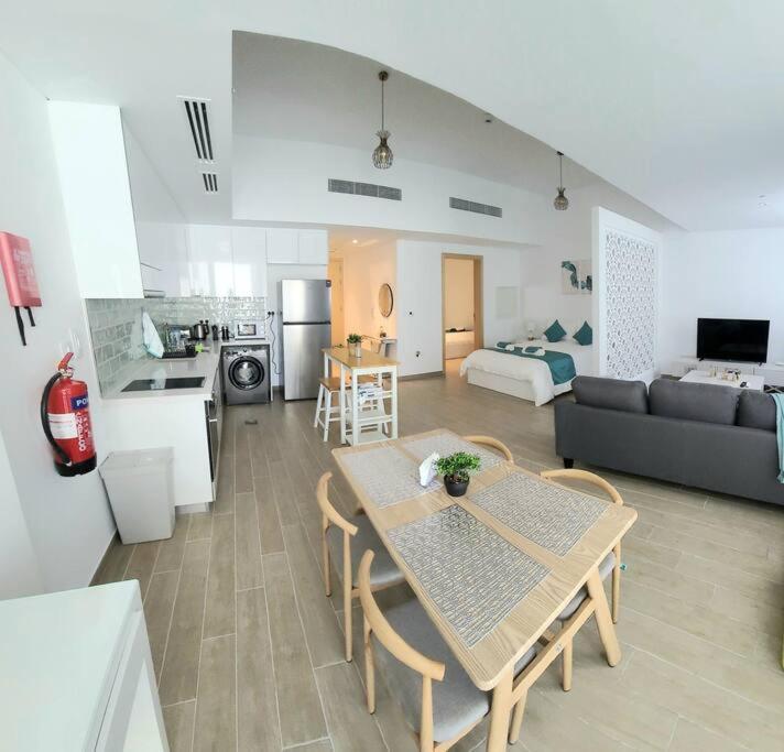 Luxury Apartment In Yas Island Abu Dabi Exterior foto